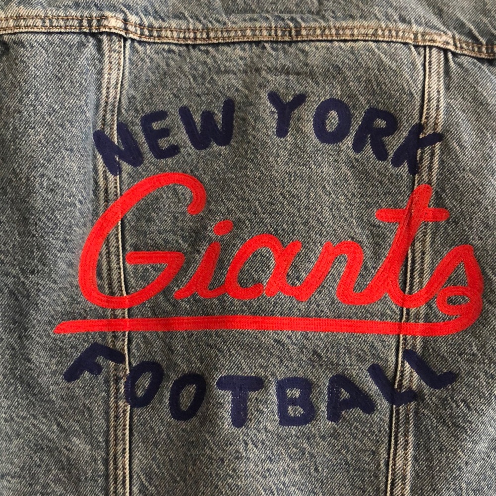 Levi’s NYG Sherpa Lined Denim Trucker Jacket - Picture 3 of 6